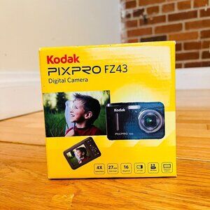 Kodak PIXPRO FZ45 Friendly Zoom Digital Camera RED Bundle